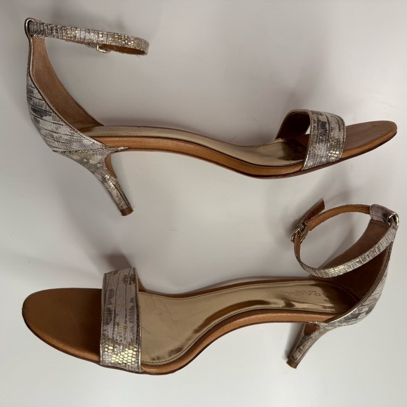 COACH Brown, Gold & White Snakeskin Embossed Round Toe Kitten Heel Shoes Size 9B - Picture 17 of 17